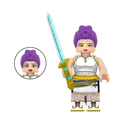 Rumi: White and Gold Outfit: KPop Demon Hunters
