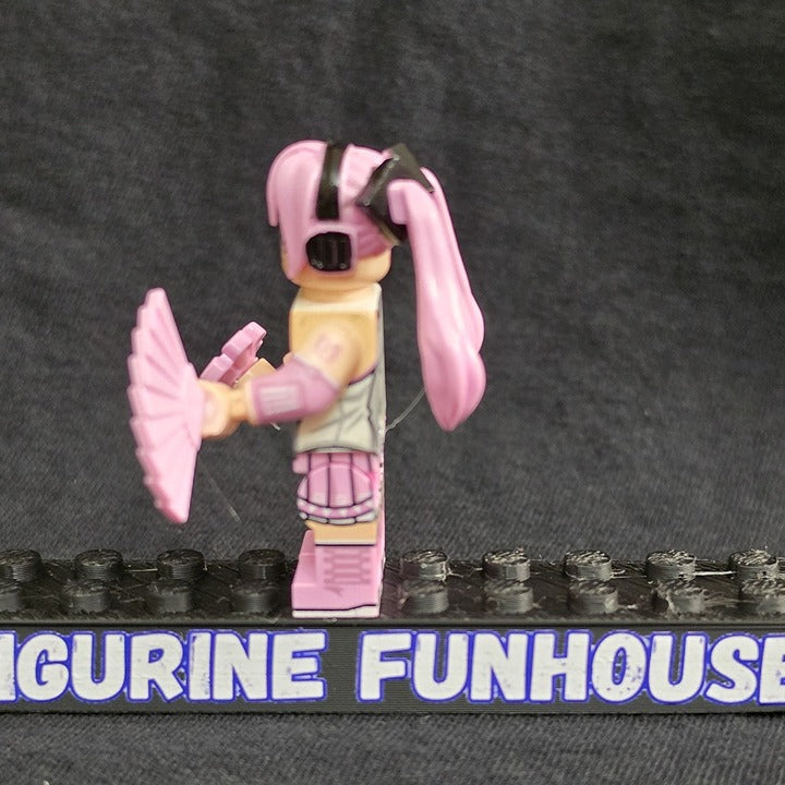Sakura Miku Pink Cherry Blossom with Guitar / Minifigure / LEGO Compatible
