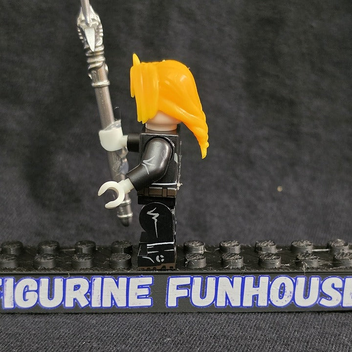 Edward Elric Fullmetal Alchemist with Spear / Minifigure / LEGO Compatible