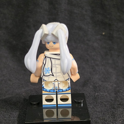 Snow Miku Winter Hatsune Miku with Guitar / Minifigure / LEGO Compatible