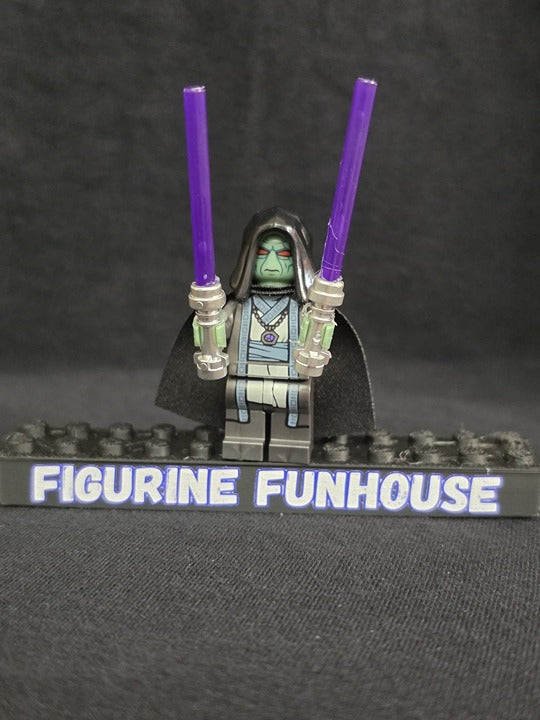Hooded Sith / Green Face / Dual Purple Sabers / Minifigure / LEGO Compatible