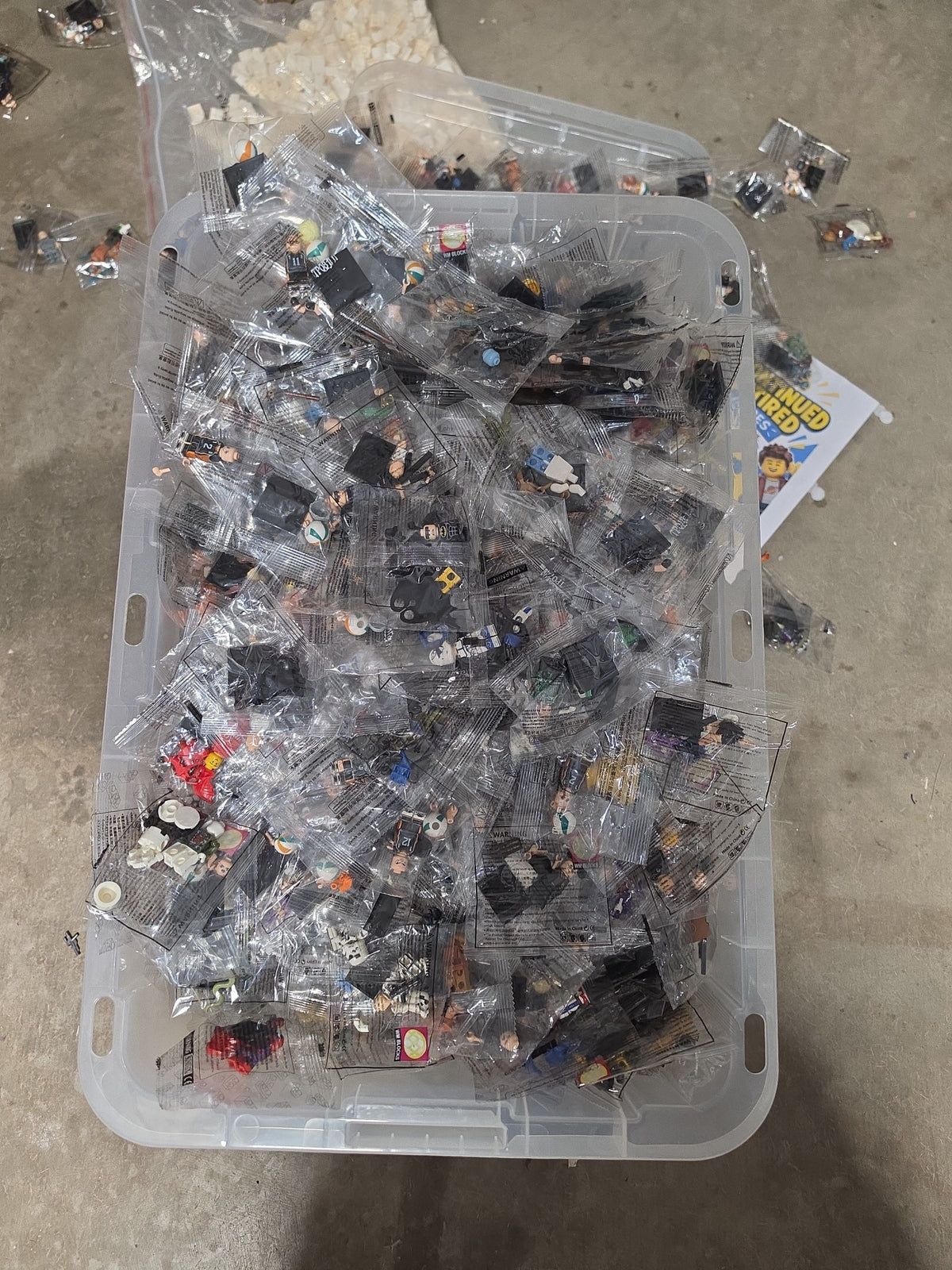 10 Random Minifigures  Lot / Older Models / LEGO Compatible / $30