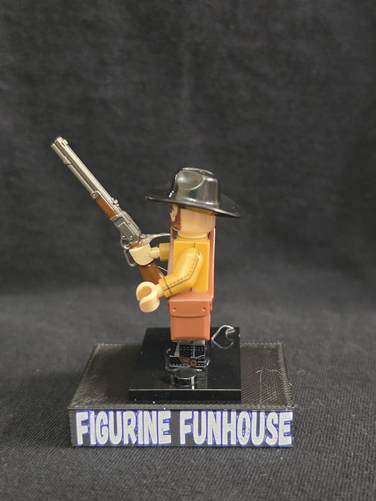 Arthur Morgan / Red Dead Redemption 2 / Rifle / Minifigure / LEGO Compatible