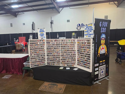 Rockstar Foxy / FNAF / Minifigure / LEGO Compatible
