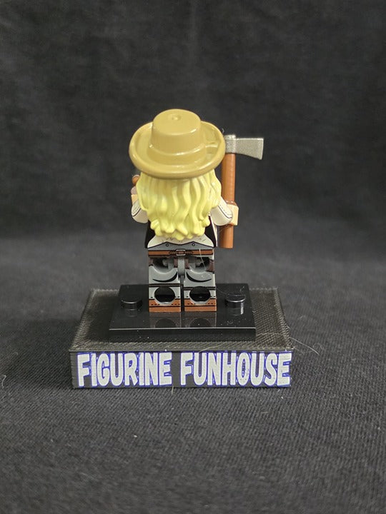 Sadie Adler / Red Dead Redemption 2 / Hatchet / Minifigure / LEGO Compatible